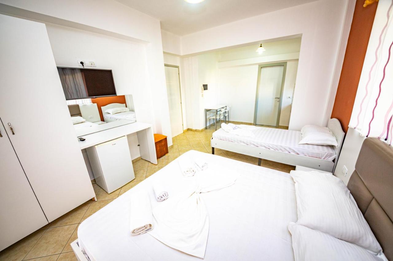 Ideal ApartHotel Saranda Exterior foto