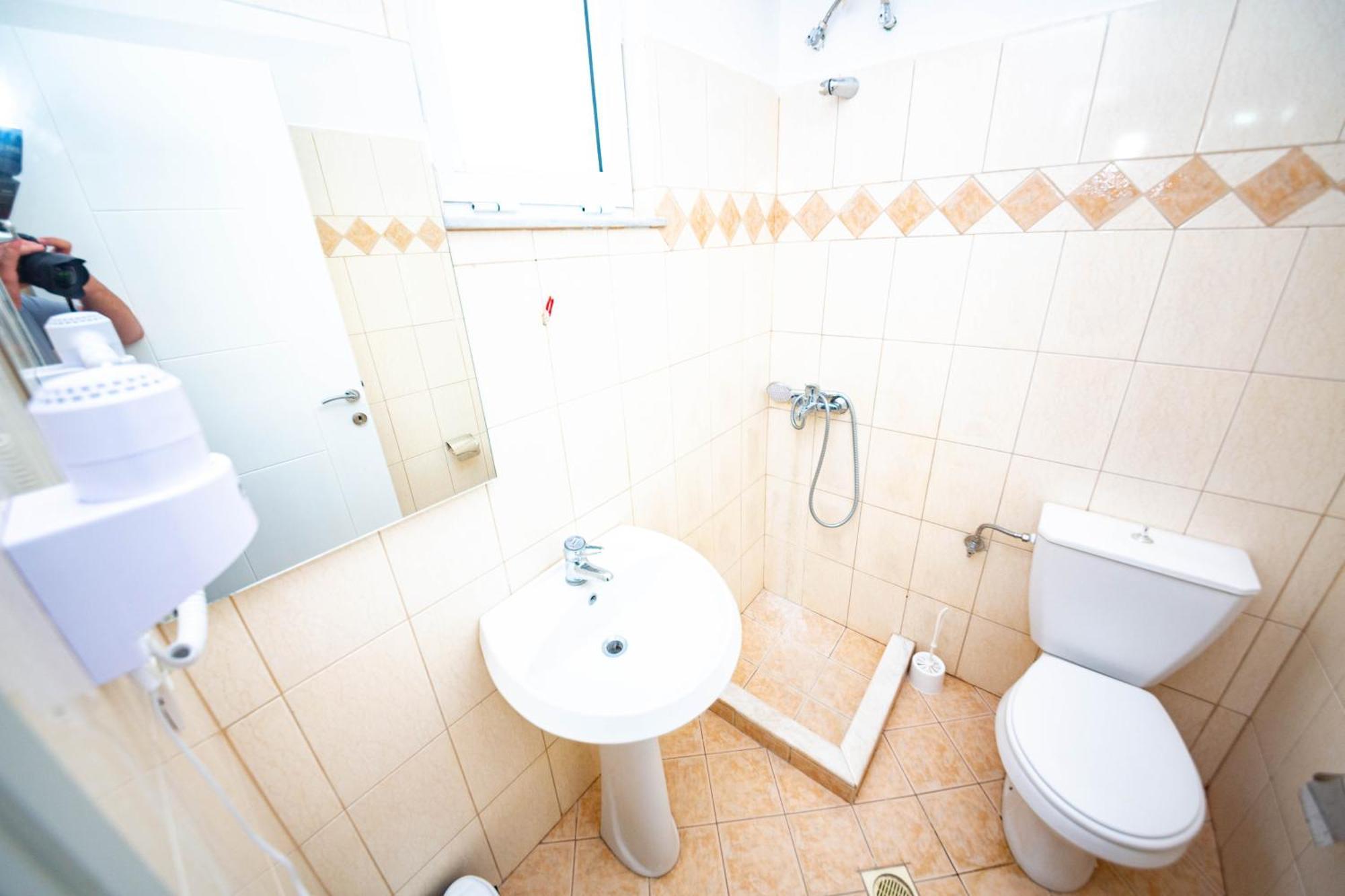 Ideal ApartHotel Saranda Zimmer foto
